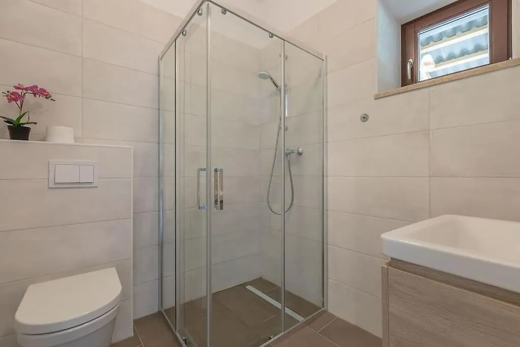 Old Town Stone House Villa Pula 0*,  Croatia