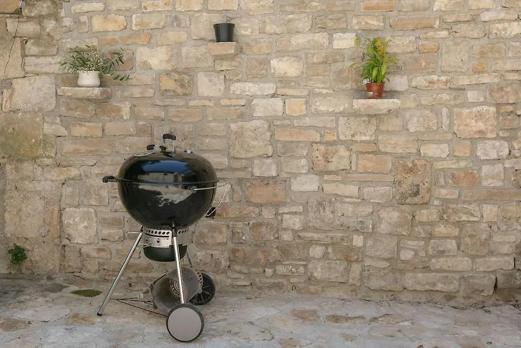 Holiday home Old Town Stone House Villa Pula
