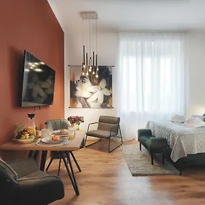 Aparthotel Emi Luxury, Pula